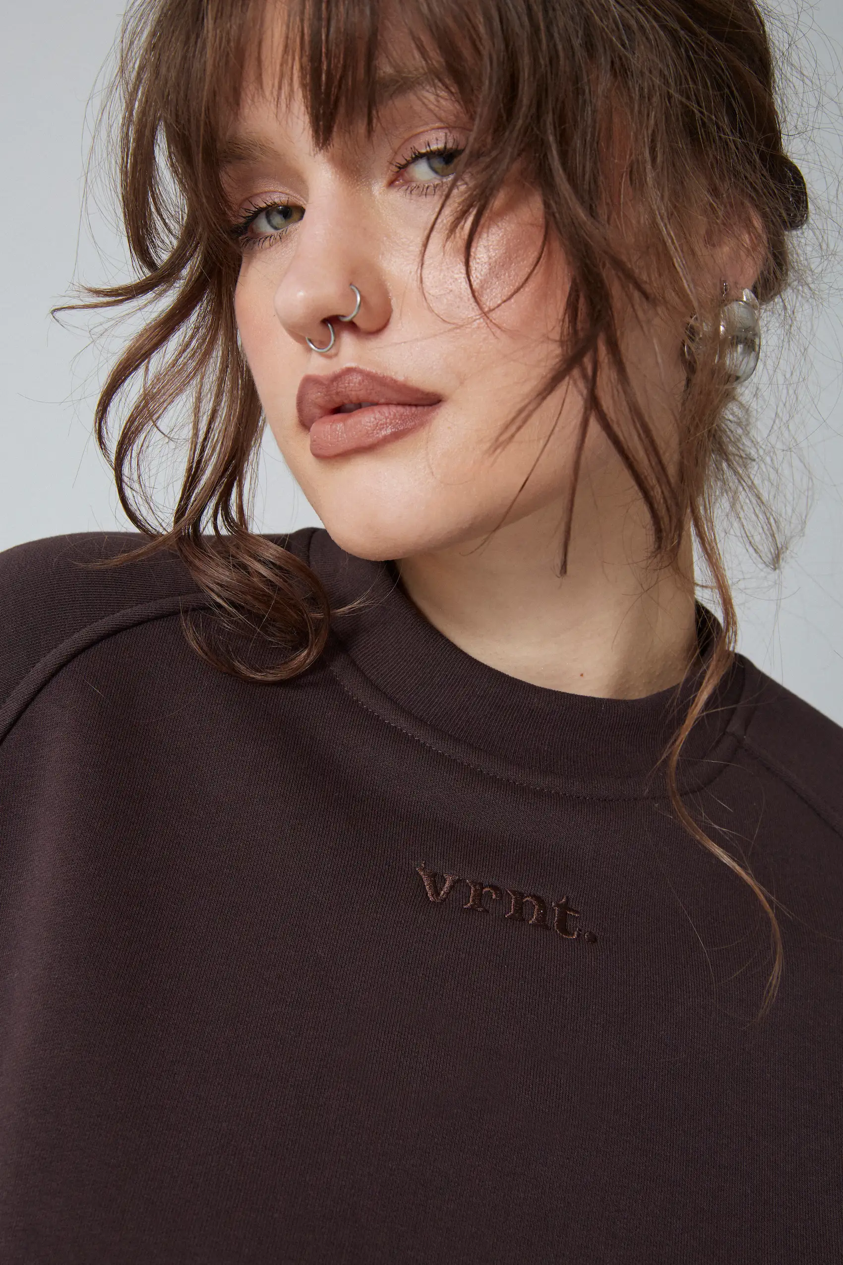 Vrnt.04813 bluza oversize REPLAY brown